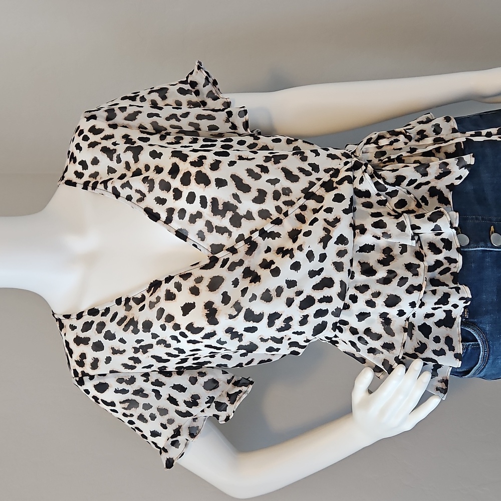Express short sleeve blouse